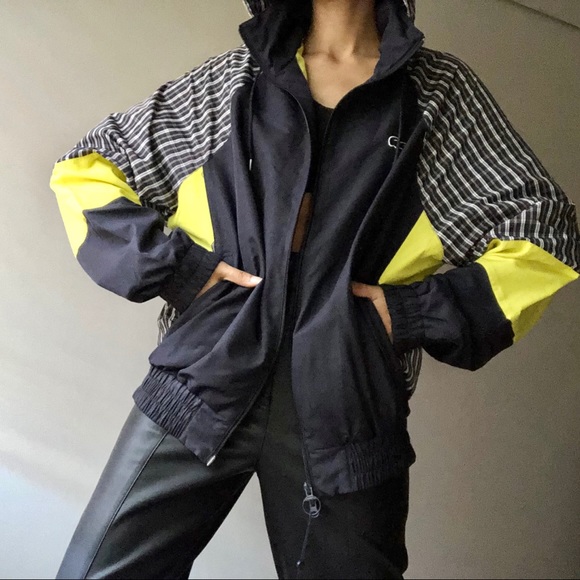 Lacoste Jacket - Picture 2 of 5